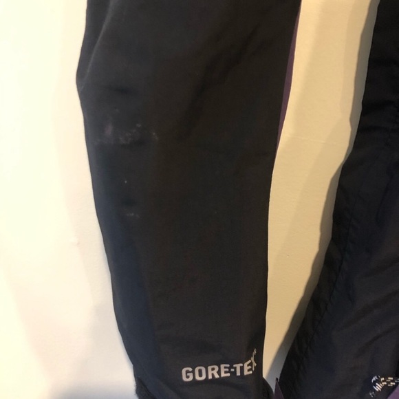 Burton [ak] 2L Anorak Snowboard Jacket - Picture 10 of 10